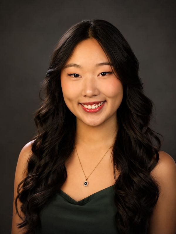 Phoebe L., Characters.io performer in San Jose