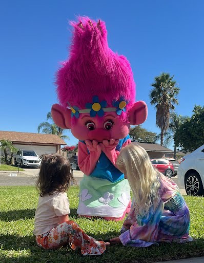 Poppy Trolls mascot character for birthday parties in San Jose