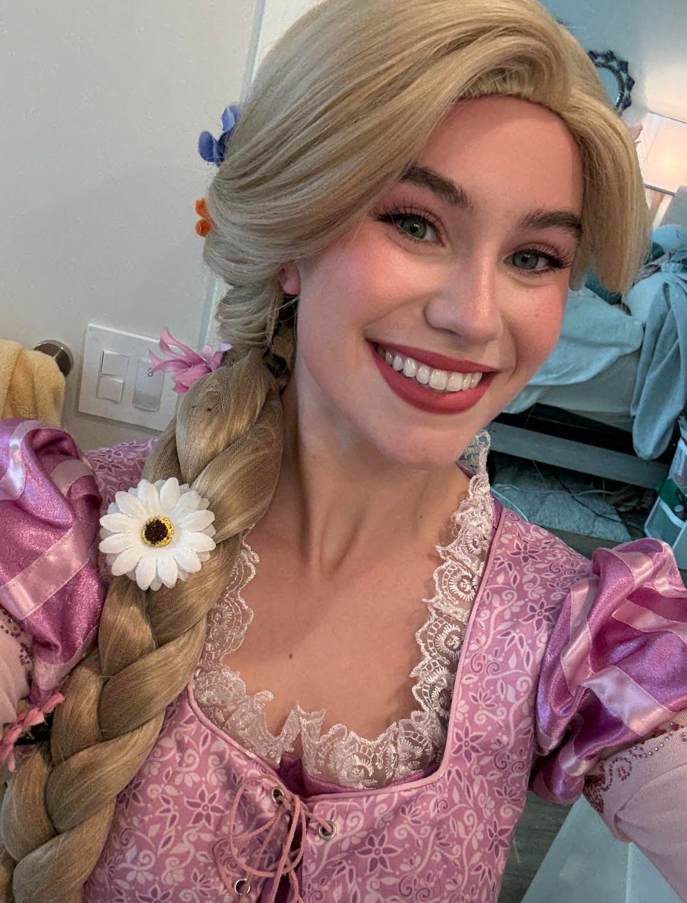 Birthday party character in Santa Clara